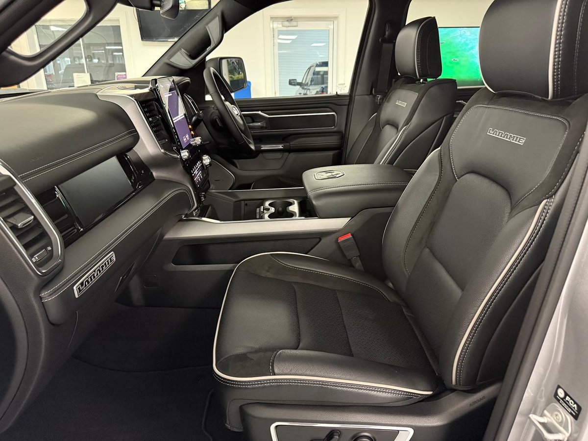 2025 RAM 1500 Laramie Sport Hurricane SO RamBox DT MY25 4X4 Dual Range image 35