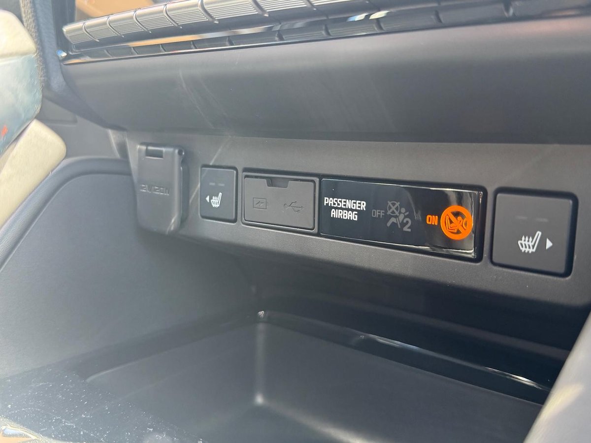 2026 Isuzu MU-X X-TERRAIN MY25.5 4X4 Dual Range image 19