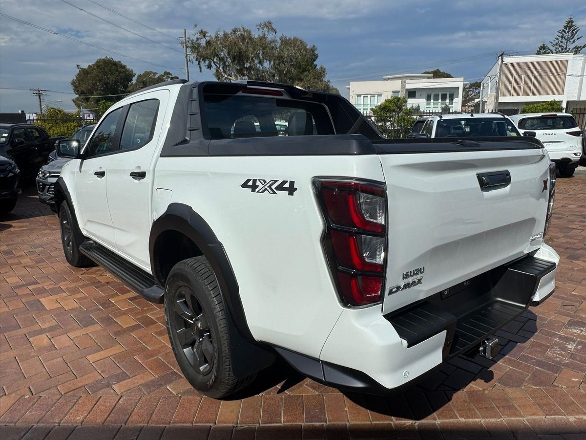 2026 Isuzu D-MAX X-TERRAIN MY25.5 4X4 Dual Range image 9