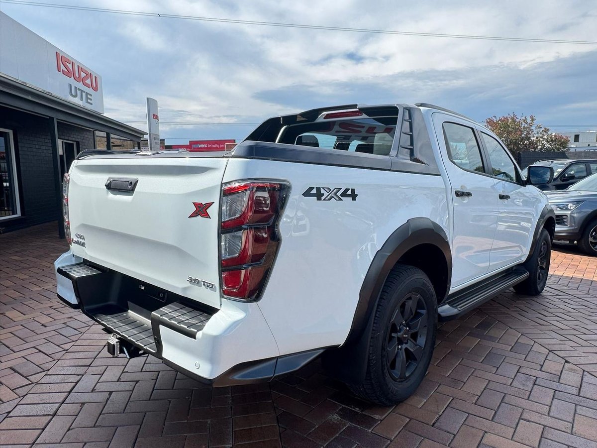 2026 Isuzu D-MAX X-TERRAIN MY25.5 4X4 Dual Range image 8