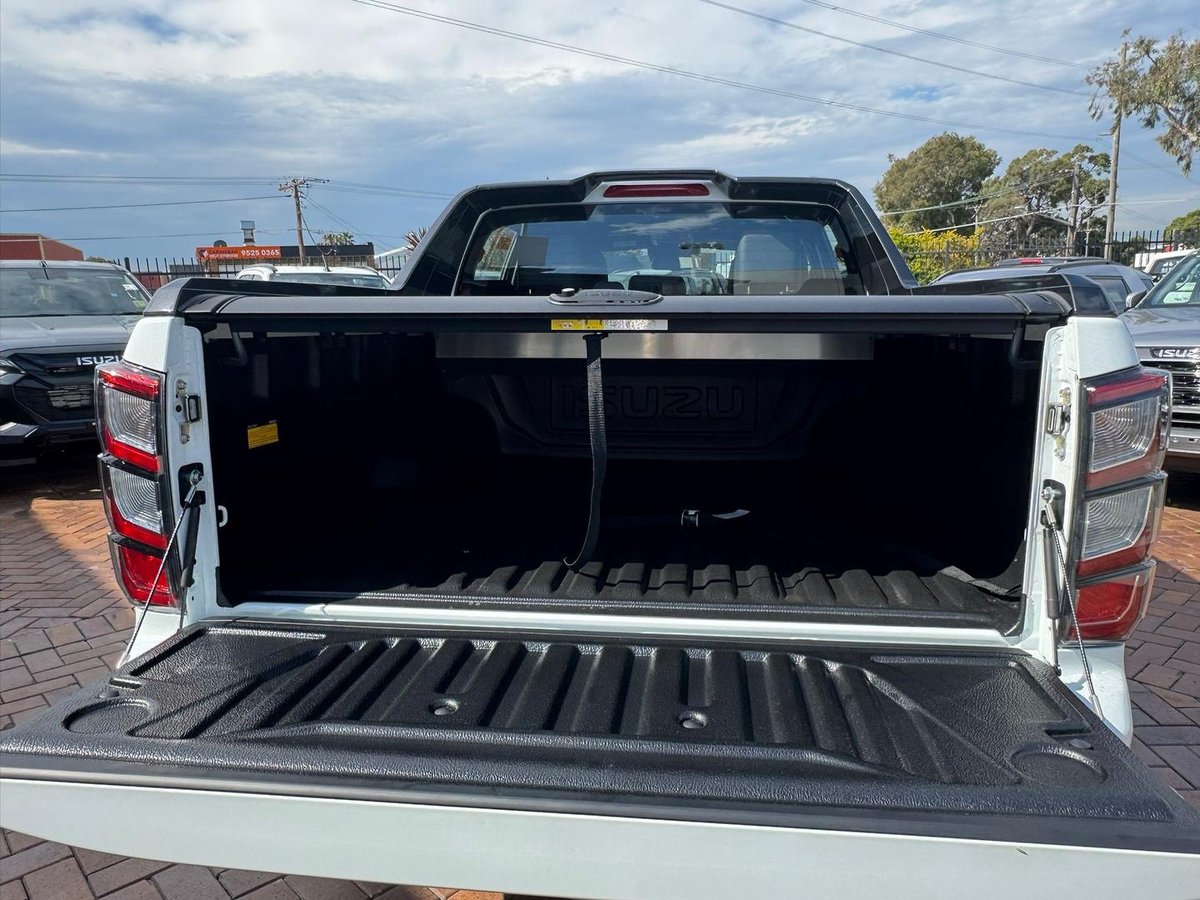2026 Isuzu D-MAX X-TERRAIN MY25.5 4X4 Dual Range image 11