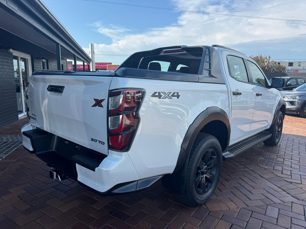 2026 Isuzu D-MAX X-TERRAIN MY25.5 4X4 Dual Range image 14