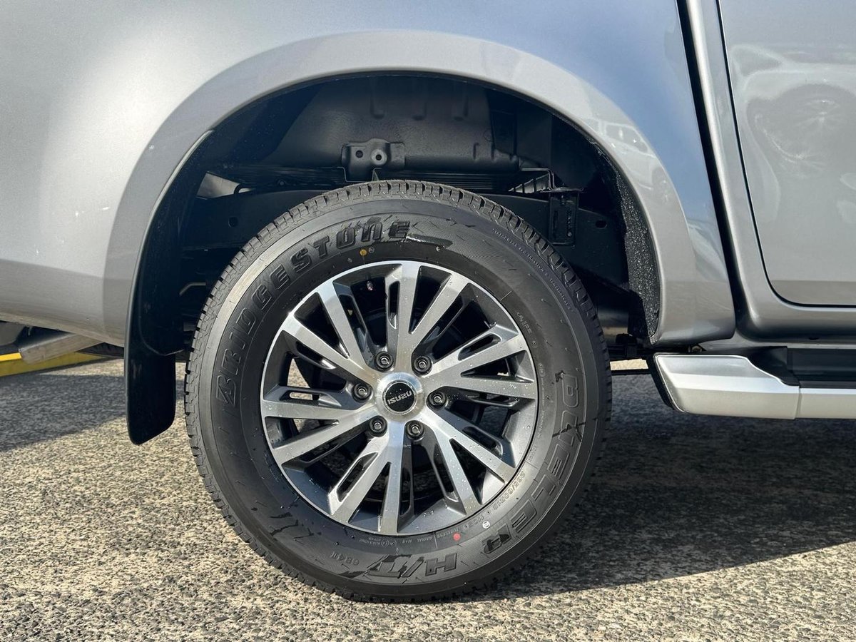 2026 Isuzu D-MAX LS-U+ MY25.5 4X4 Dual Range image 9