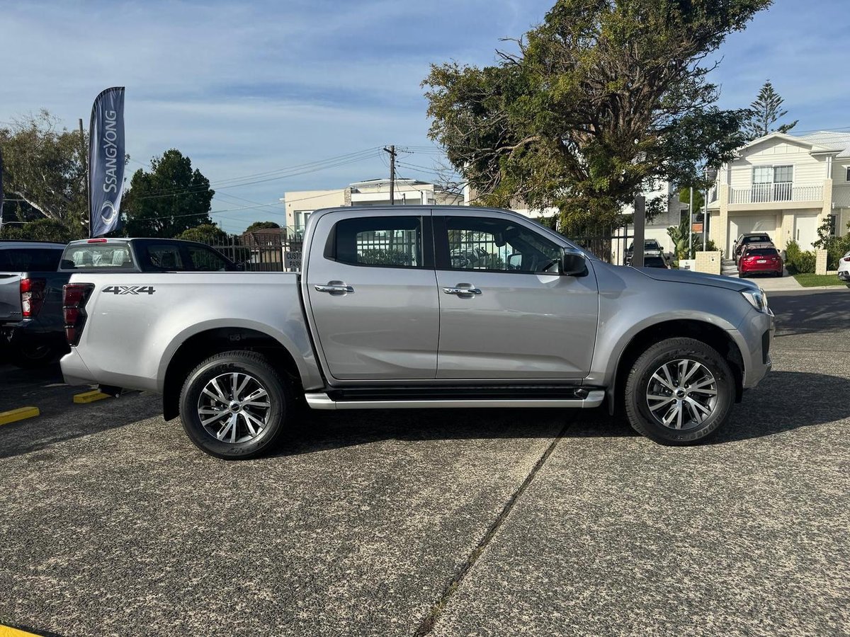 2026 Isuzu D-MAX LS-U+ MY25.5 4X4 Dual Range image 8