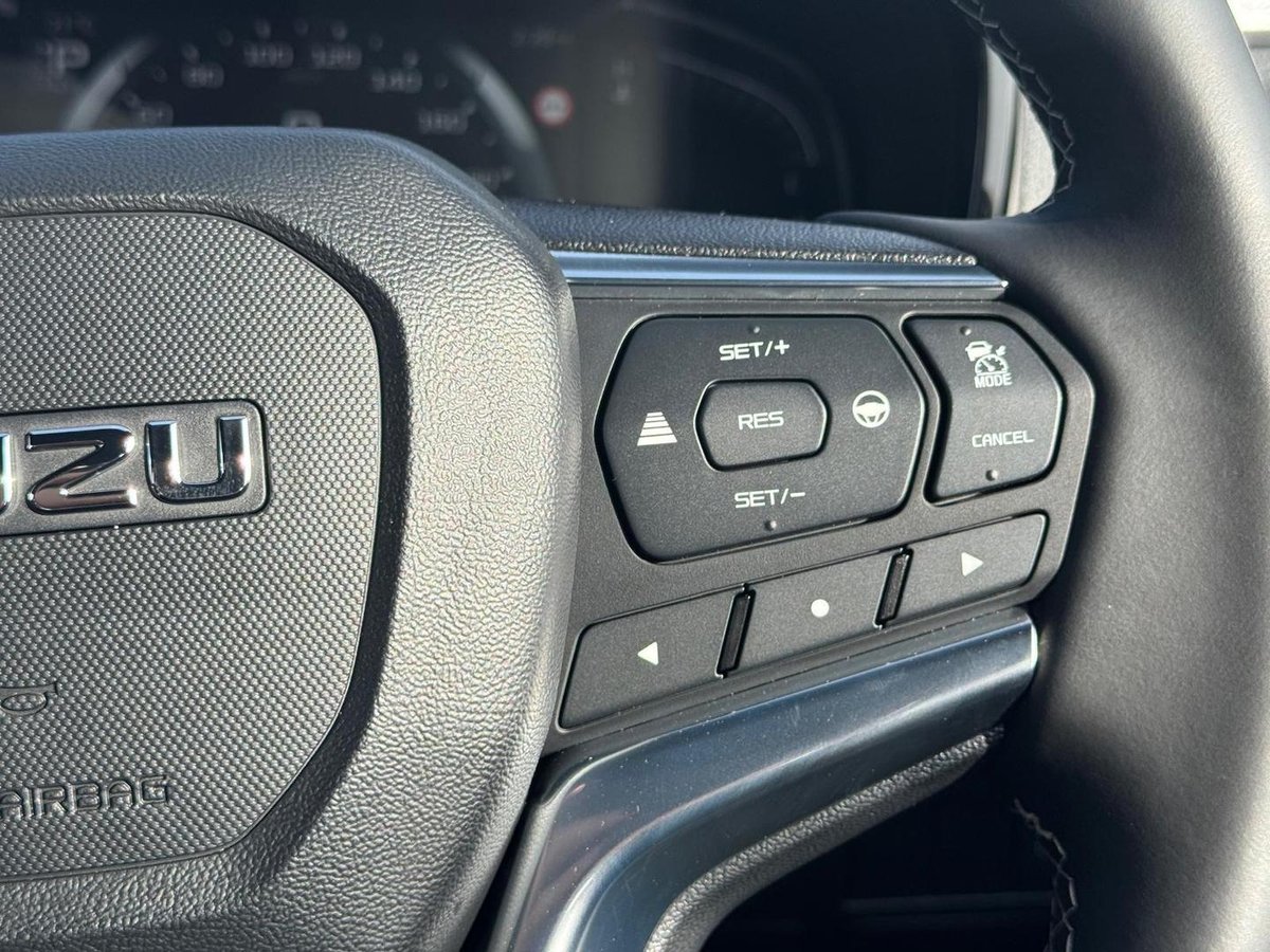 2026 Isuzu D-MAX LS-U+ MY25.5 4X4 Dual Range image 19