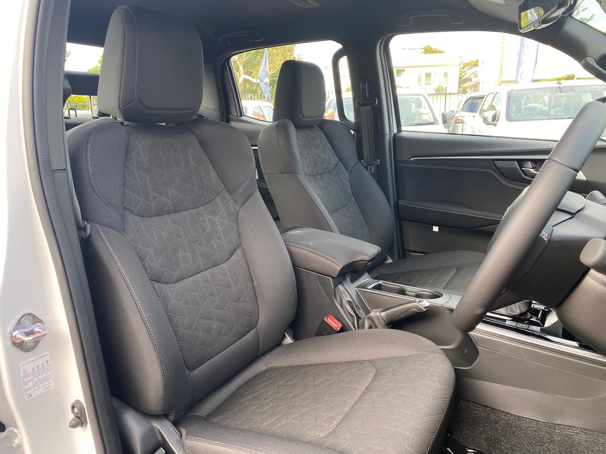 2026 Isuzu D-MAX LS-U MY25.5 4X4 Dual Range image 17