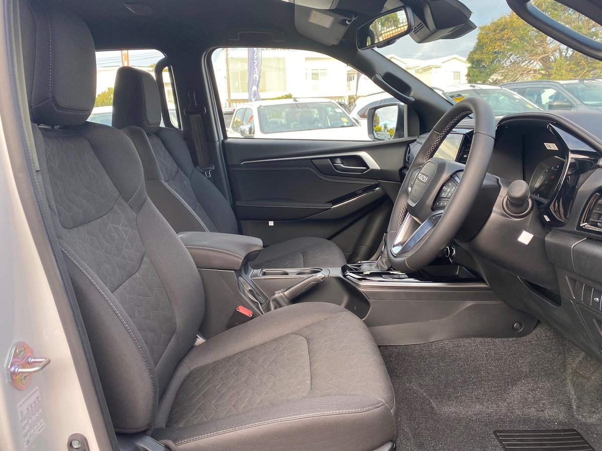 2026 Isuzu D-MAX LS-U MY25.5 4X4 Dual Range image 18