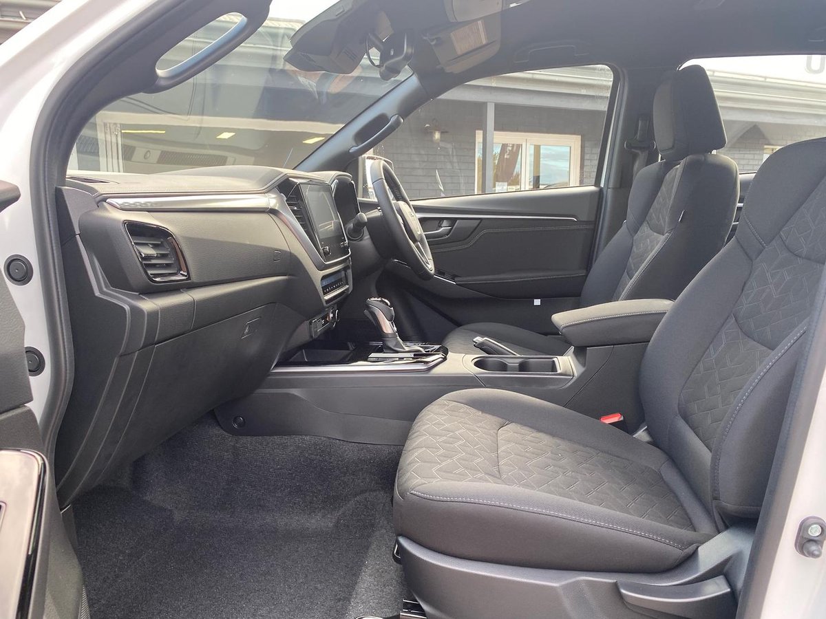 2026 Isuzu D-MAX LS-U MY25.5 4X4 Dual Range image 19