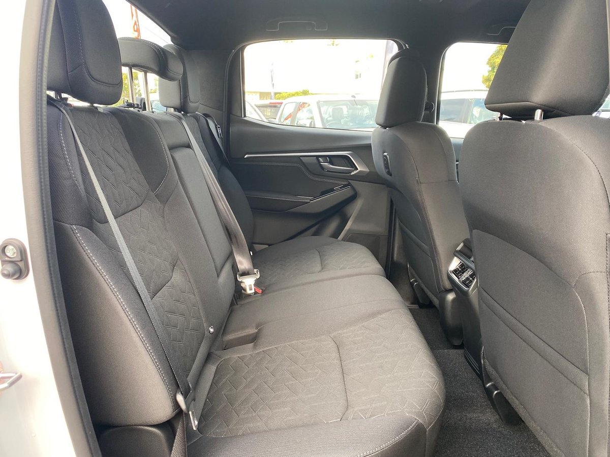 2026 Isuzu D-MAX LS-U MY25.5 4X4 Dual Range image 21