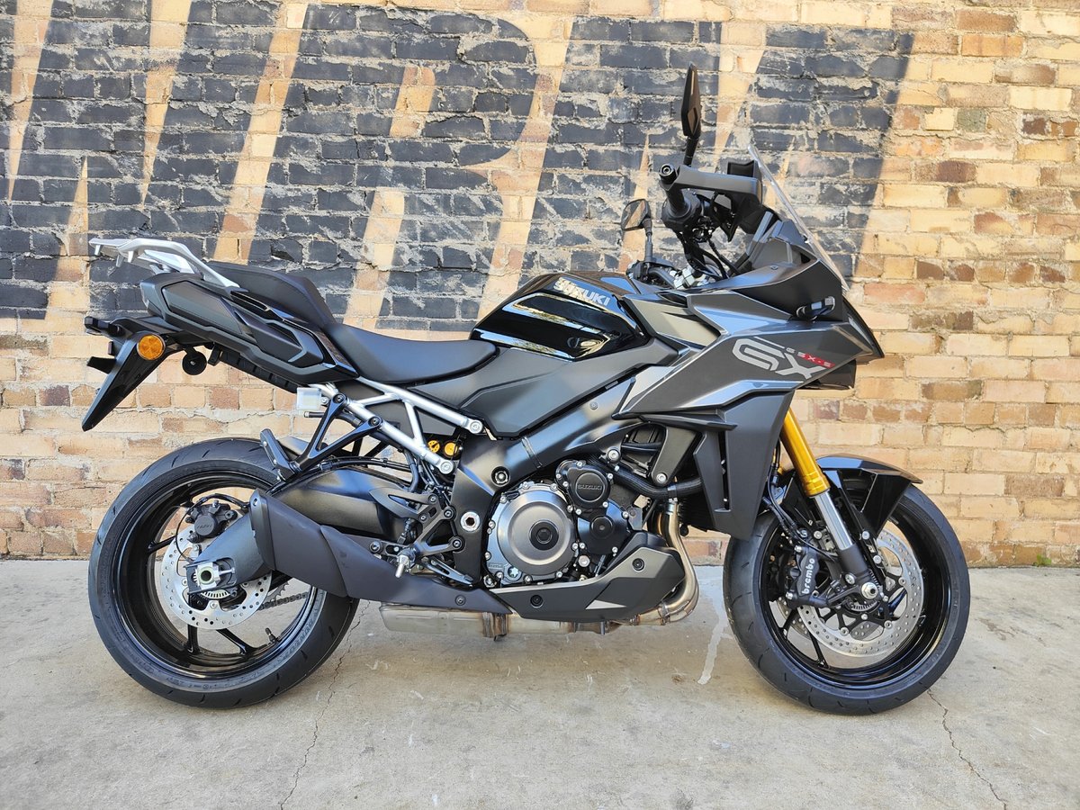 2025 SUZUKI GSX-S1000GX ROAD BLACK