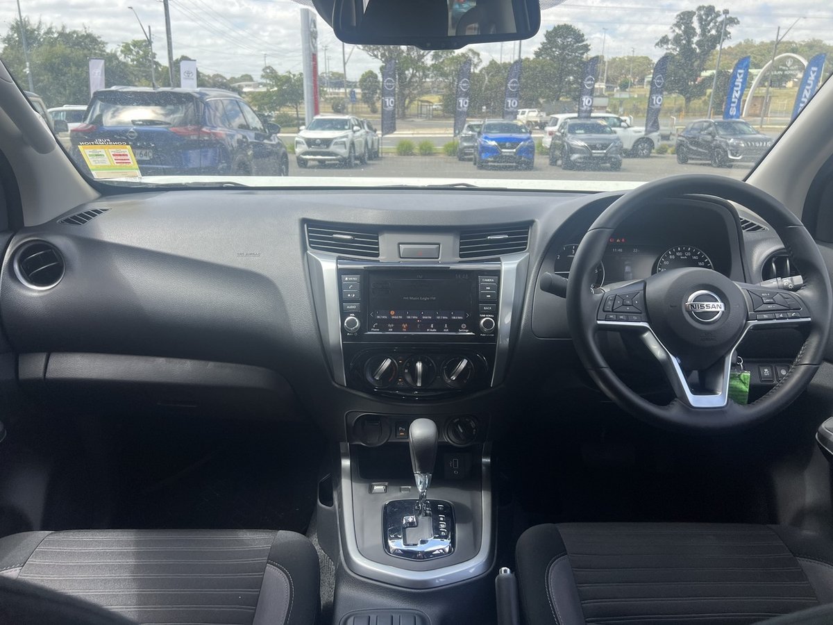 2024 Nissan Navara image 17
