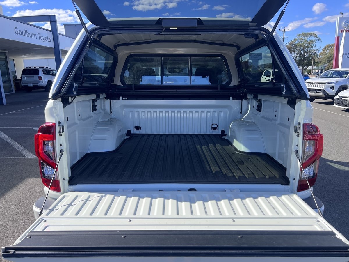 2024 Nissan Navara image 29