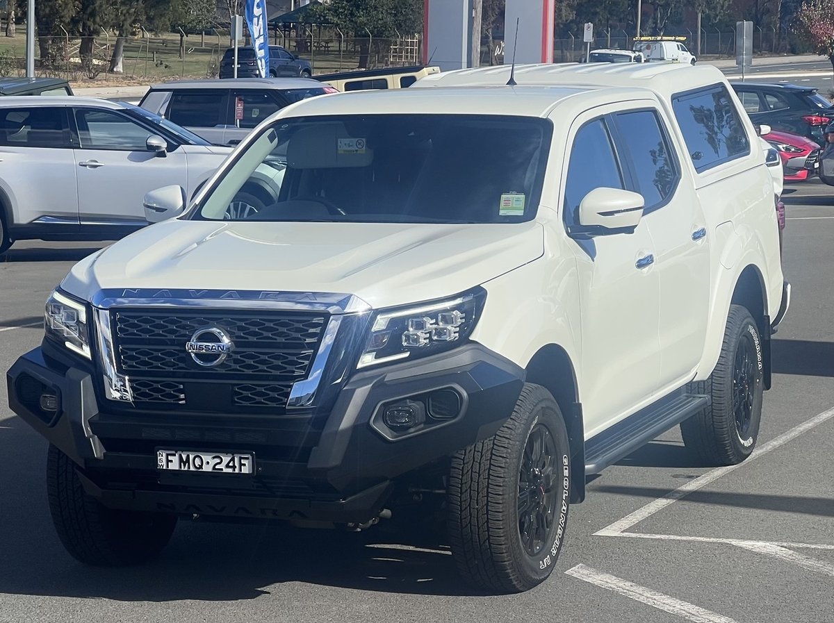 2024 Nissan Navara image 9