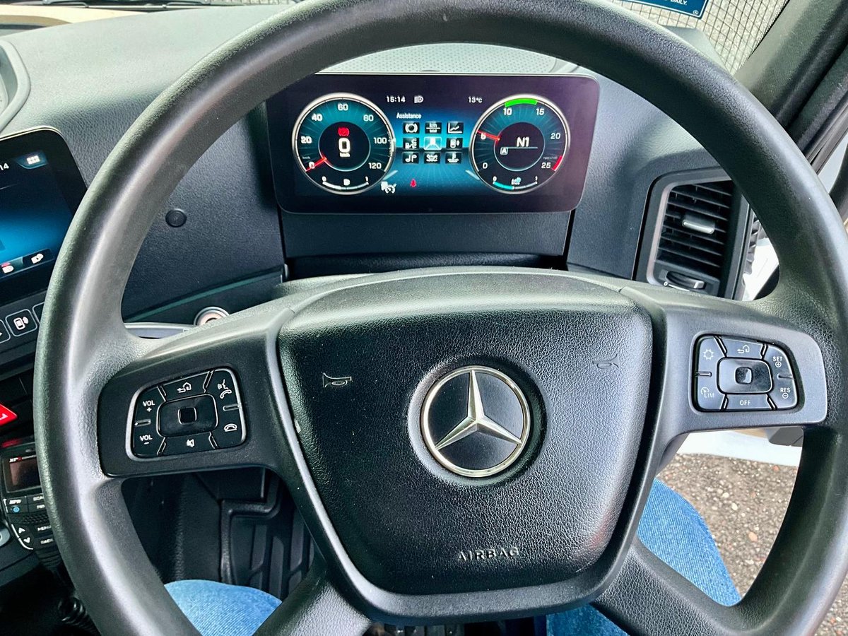 2021 Mercedes-Benz Actros 2643 image 18