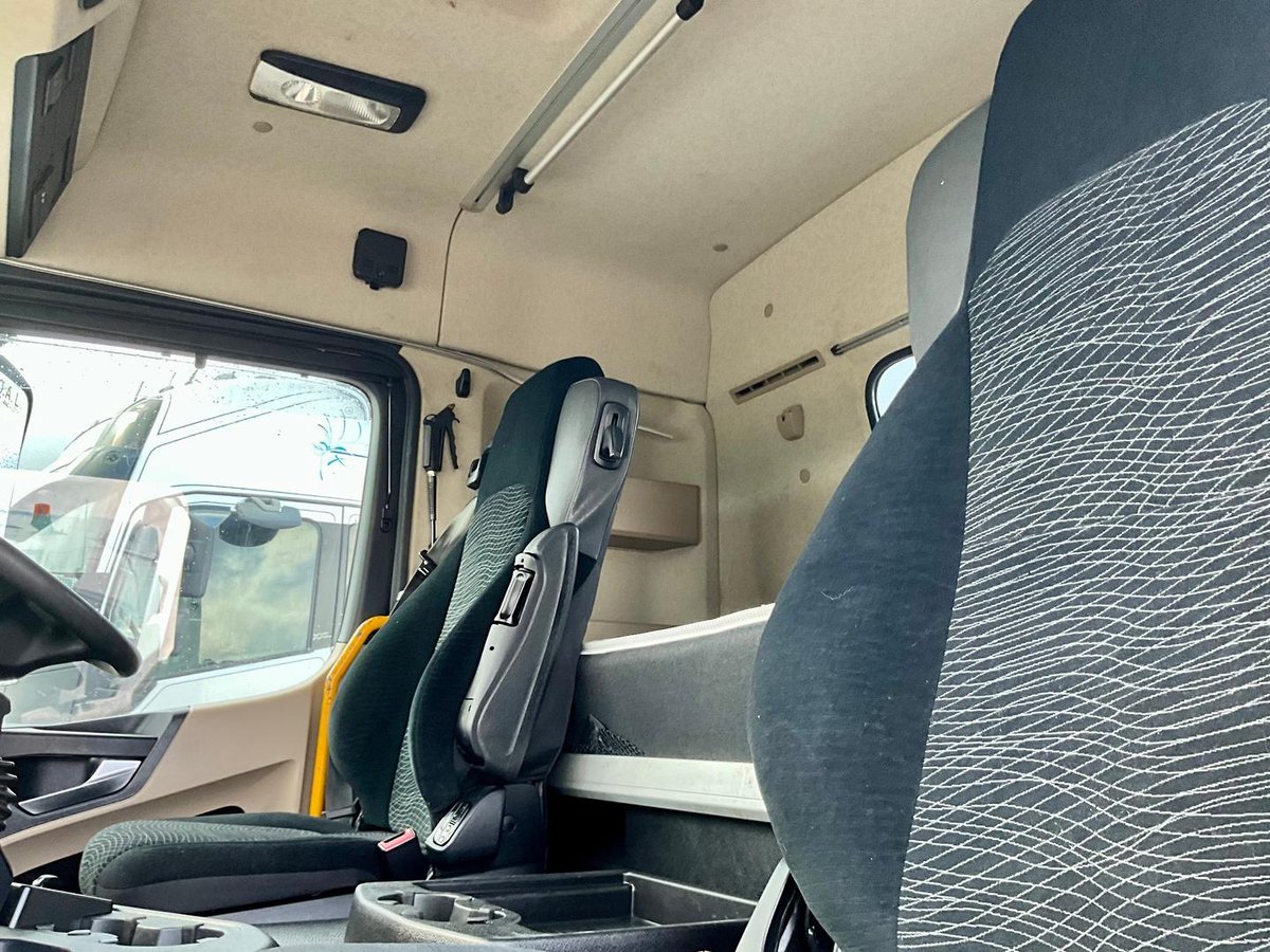 2021 Mercedes-Benz Actros 2643 image 23