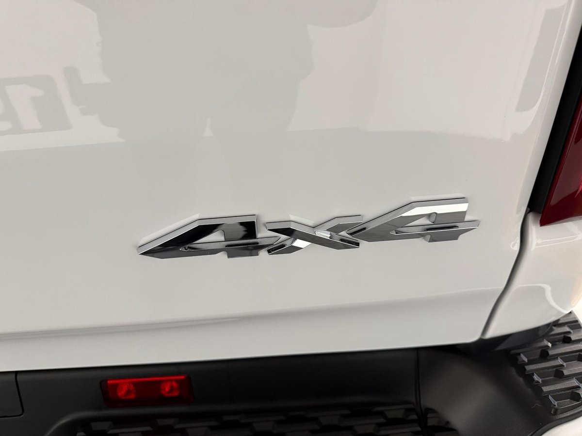 2025 RAM 1500 Laramie Sport Hurricane SO RamBox DT MY25 4X4 Dual Range image 12