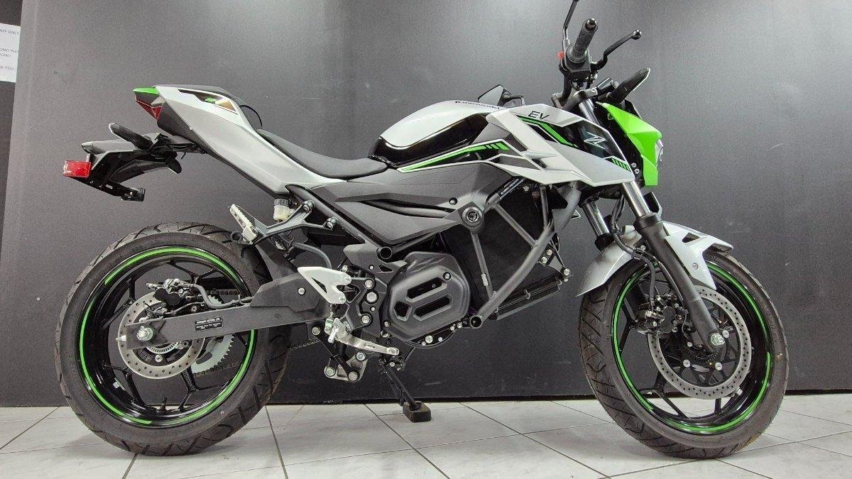 2025 Kawasaki Z E-1