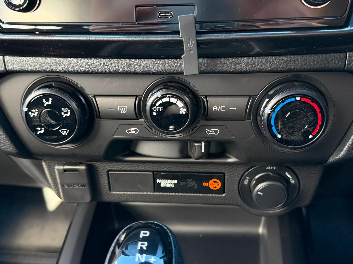 2026 Isuzu D-MAX X-RIDER MY25.5 4X4 Dual Range image 20