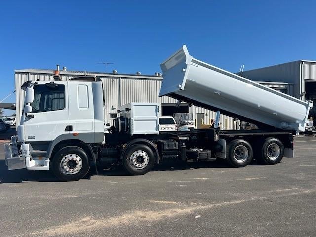2018 DAF Cf85 CF 85-510, 8X4, AUTO, 2 WAY TIPPER, X SHIRE image 6