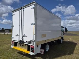 2026 Isuzu N Series NNR 45-150 DT D34 Vanpack image 4