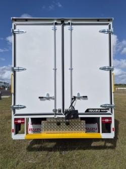 2026 Isuzu N Series NNR 45-150 DT D34 Vanpack image 6