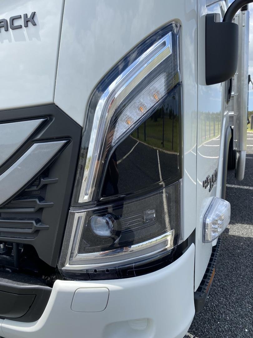 2025 Isuzu Nlr 45-150 Dt D34 Tray NLR 45-150 DT D34 Tray image 17