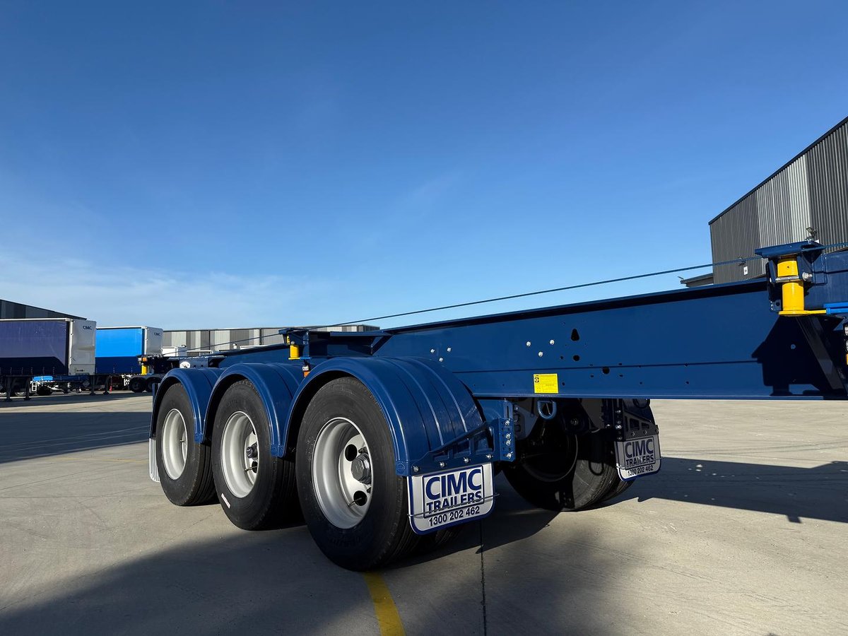 2026 CIMC 40' Standard Skel With 3 Way Twistlocks image 9