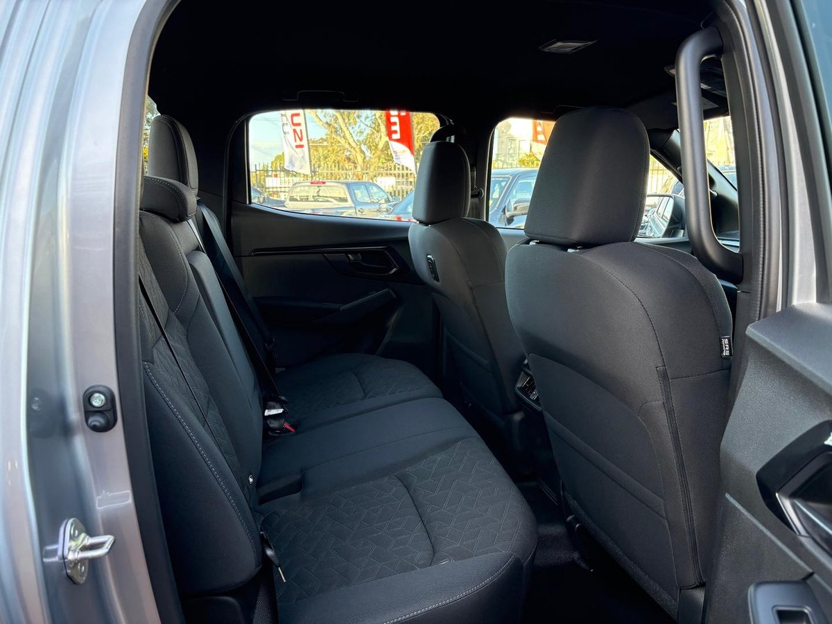 2026 Isuzu D-MAX X-RIDER MY25.5 4X4 Dual Range image 24