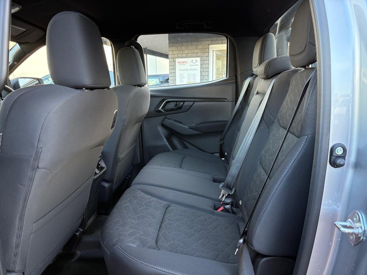 2026 Isuzu D-MAX X-RIDER MY25.5 4X4 Dual Range image 23