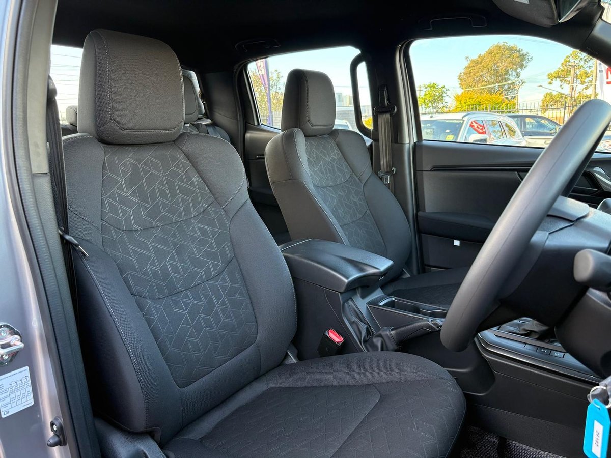 2026 Isuzu D-MAX X-RIDER MY25.5 4X4 Dual Range image 21