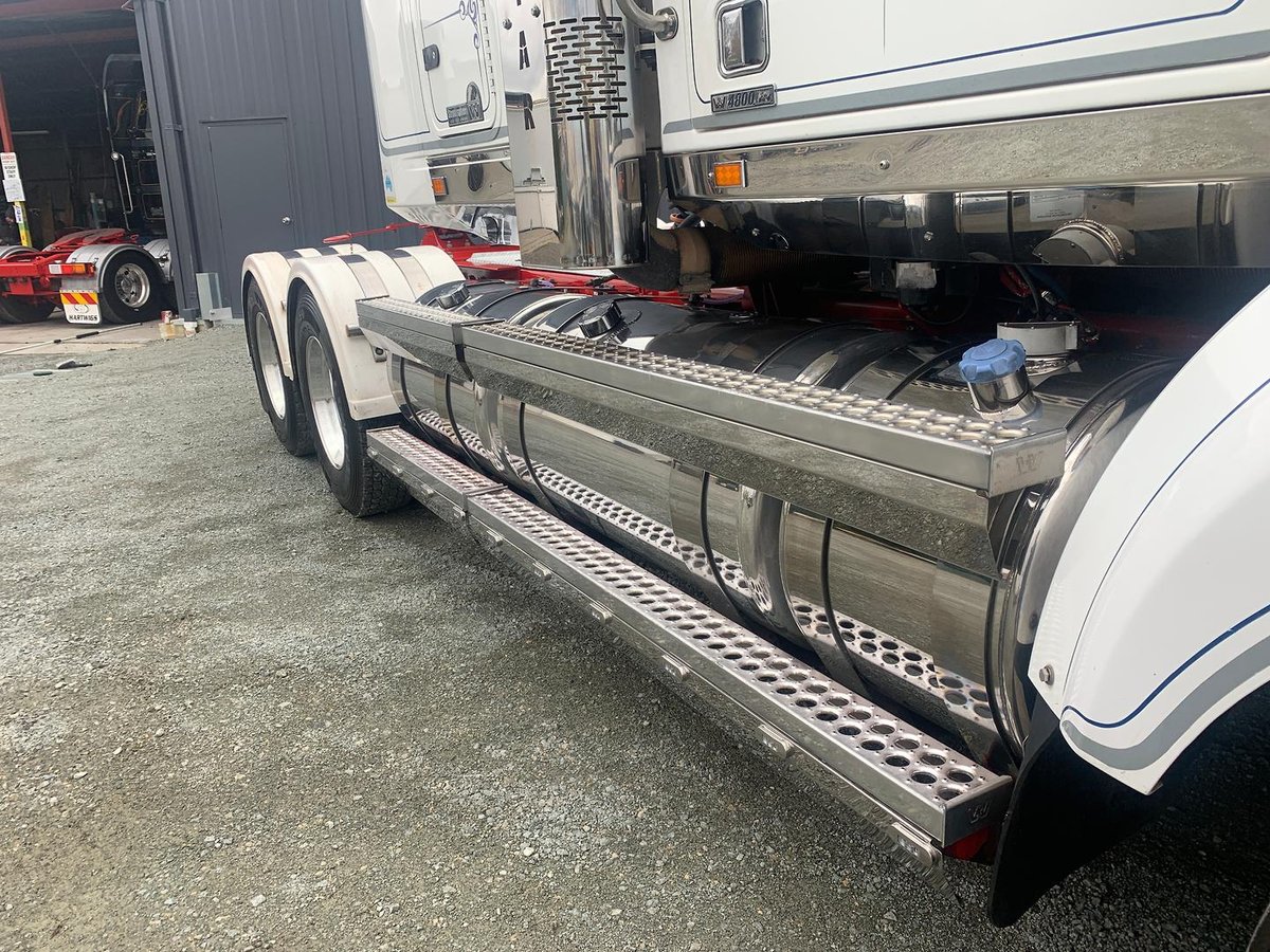 2020 Western Star 4864FXB With 40" Sleeper, 0KM On Fresh Rebuild. IN Stock Now! image 27
