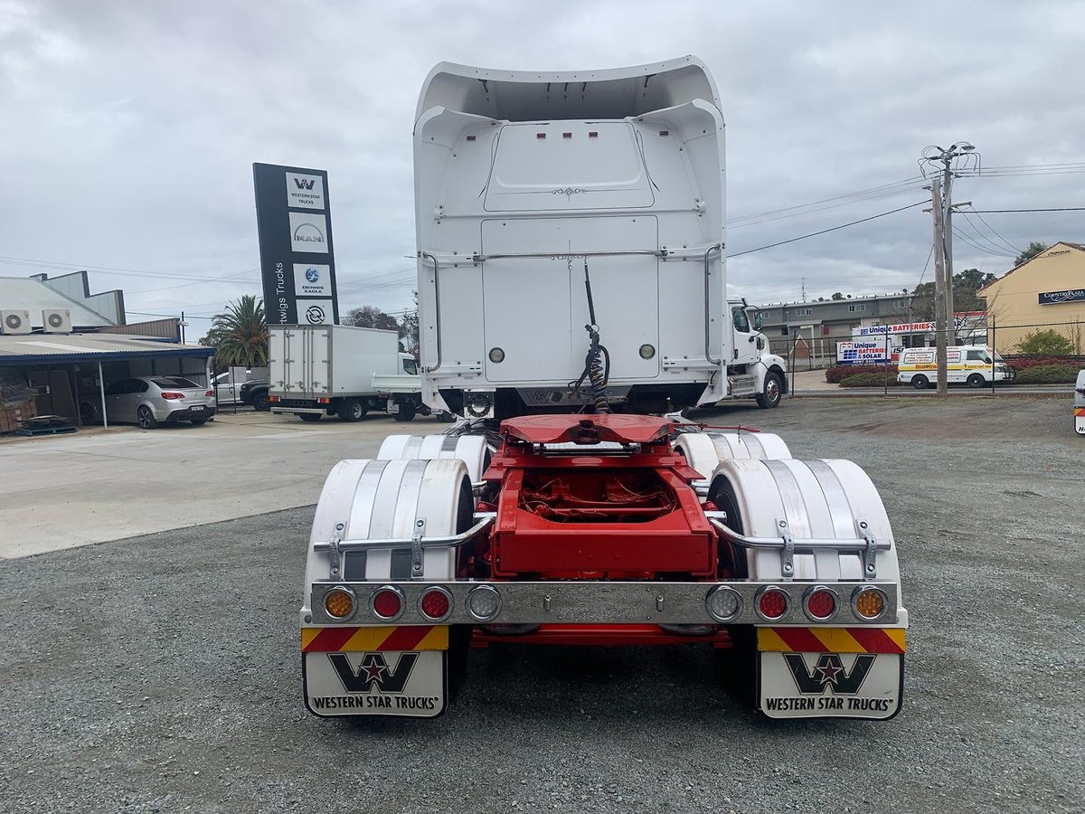 2020 Western Star 4864FXB With 40" Sleeper, 0KM On Fresh Rebuild. IN Stock Now! image 11