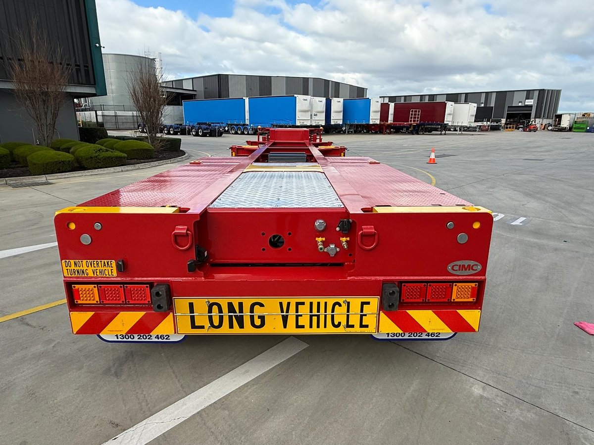 2026 CIMC 40' Drop Deck image 5
