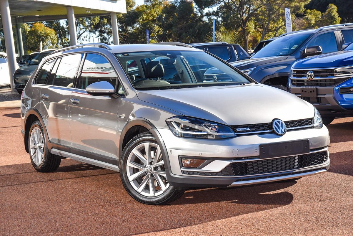 2018 Volkswagen Golf Alltrack 132TSI Premium 7.5 MY19 Four Wheel Drive Tungsten Silver