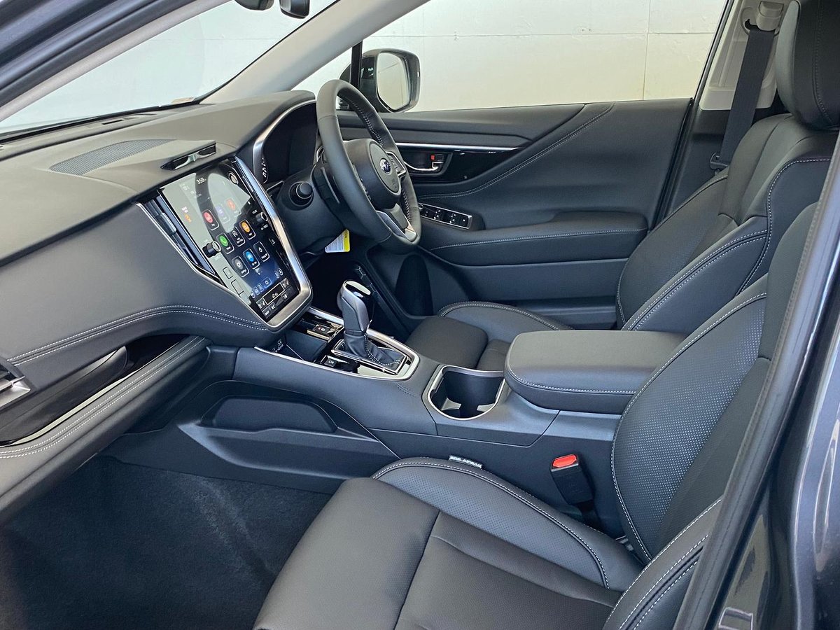 2025 Subaru Outback AWD Touring 6GEN MY25 AWD image 11