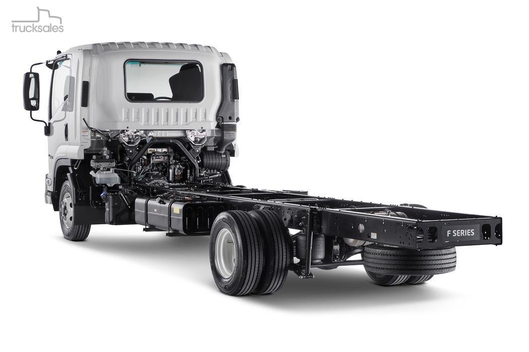 2025 Isuzu F Series image 20