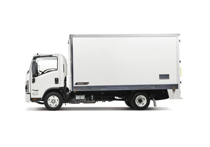 2025 Isuzu N Series image 6