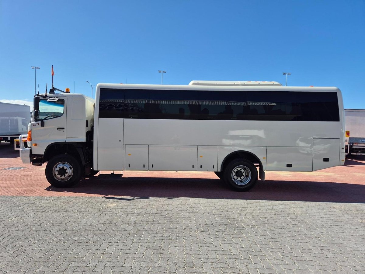 2019 Hino Gt500 4X4 Auto Bus 4X4 Auto Bus image 19