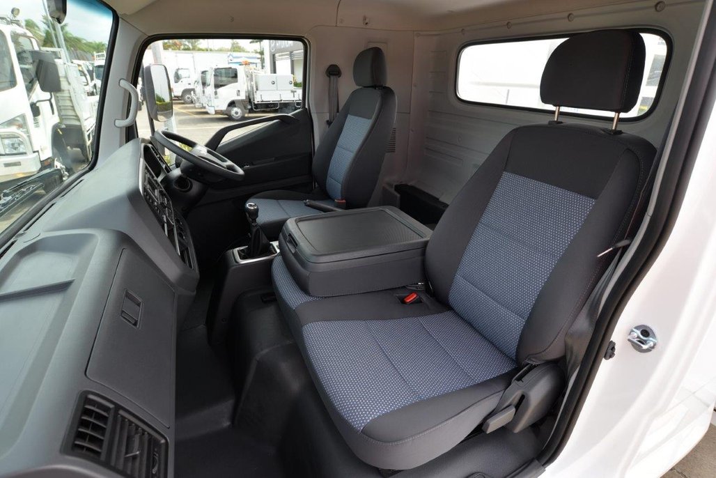 2025 Hyundai Ex8 Lwb image 13