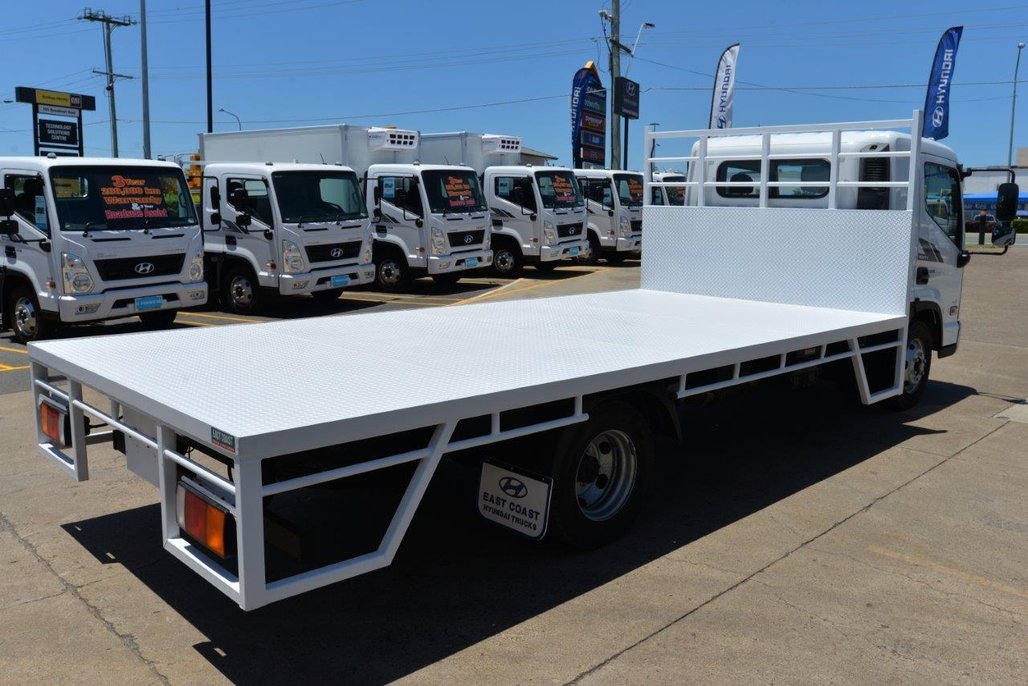 2025 Hyundai Ex8 Lwb image 18