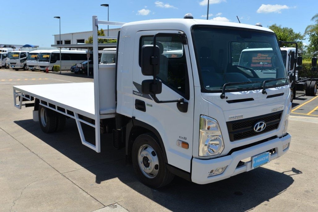 2025 Hyundai Ex8 Lwb image 7