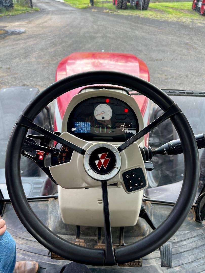2014 Massey Ferguson Mf8670 image 9