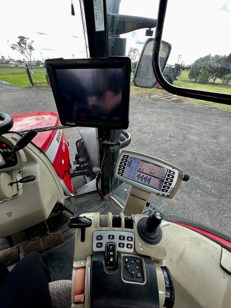 2014 Massey Ferguson Mf8670 image 8