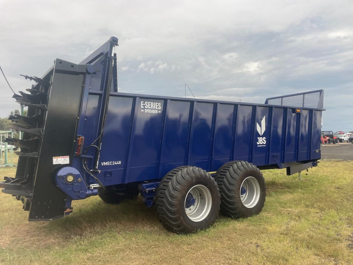 JBS VMEC2448 3 VERTIMAX 24FT ECONOMY PULL TYPE MANURE SPREADER image 6