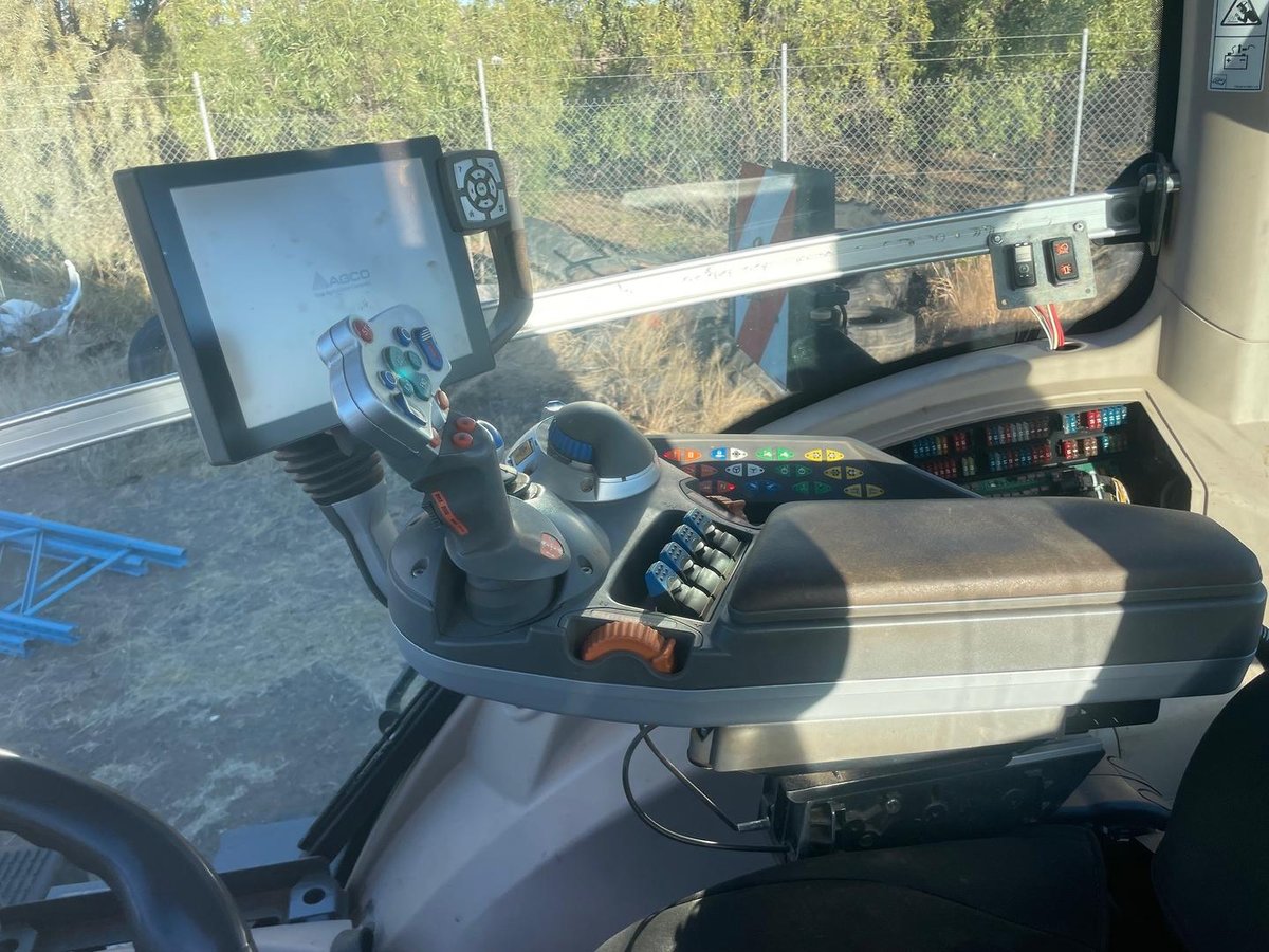 2021 Fendt 927 image 8