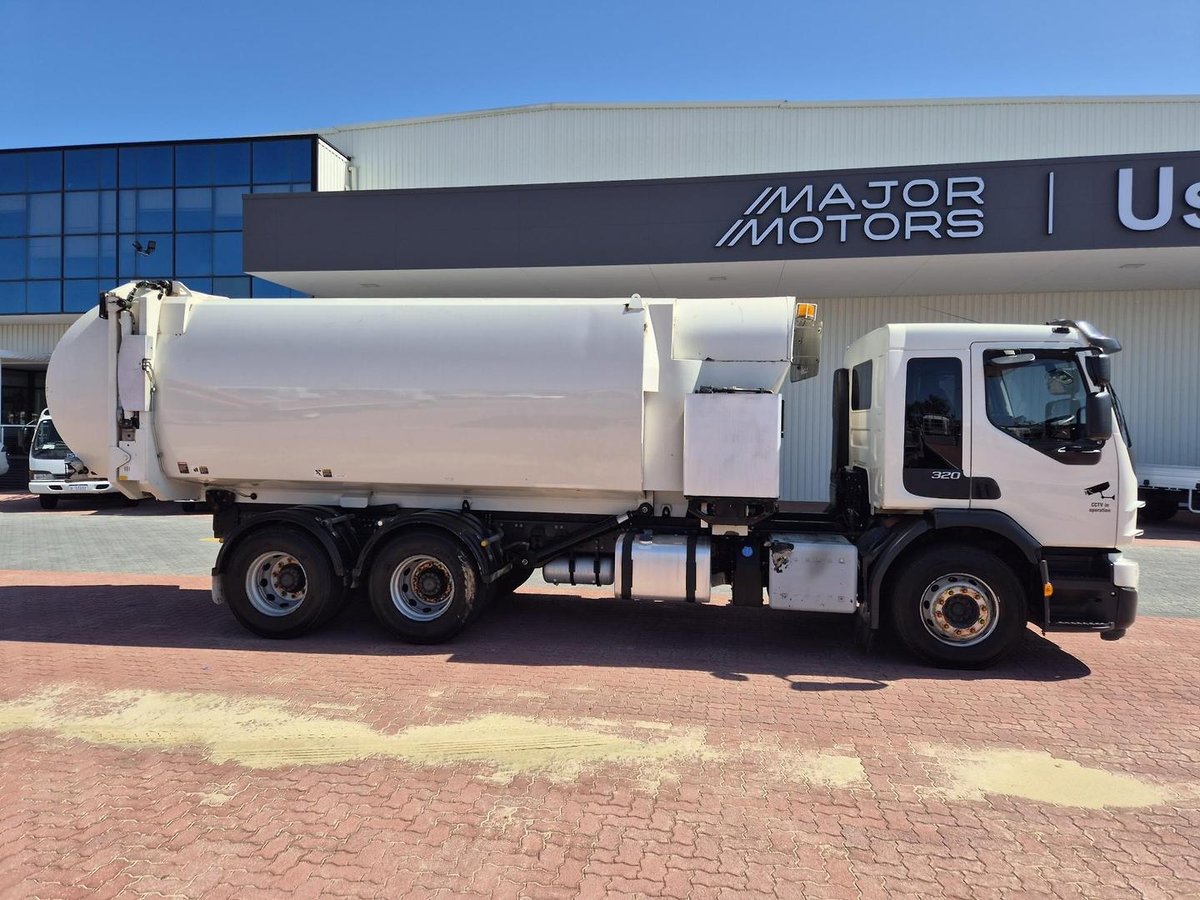 2018 Volvo Fe240/280/320 6X4 Auto Compactor image 5