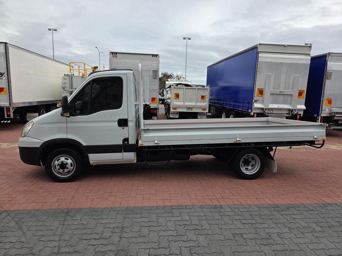 2010 Iveco Daily 45C17 Auto Car License Tray image 10