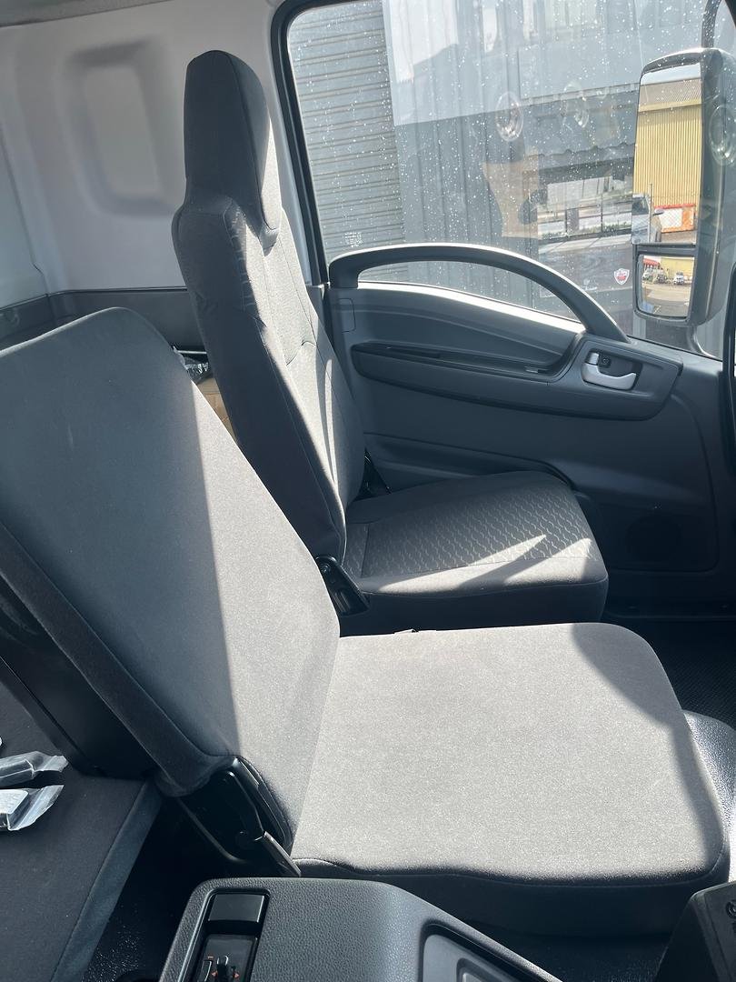 2025 Isuzu F Series FVR 170-300 AT R47 image 17