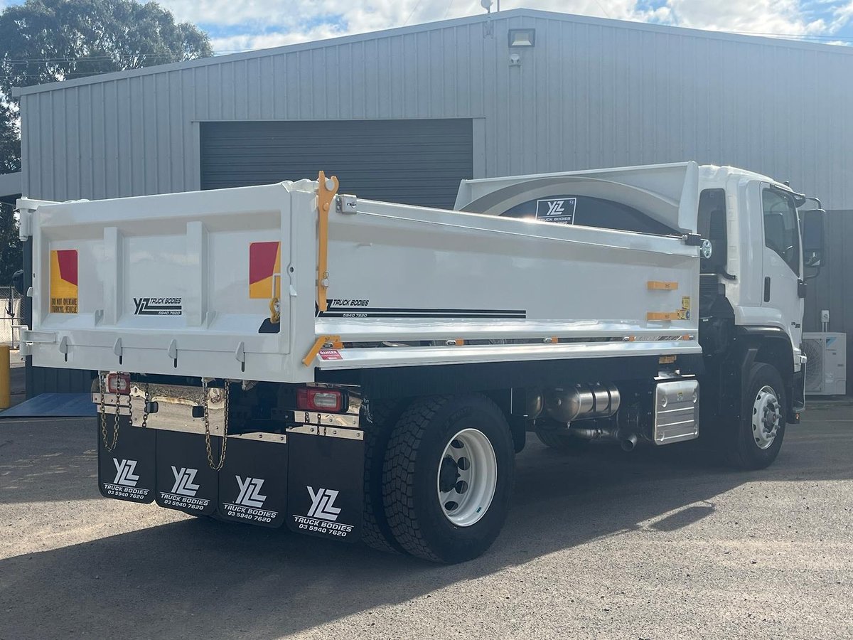 2025 Isuzu F Series FVR 170-300 AT R47 image 5