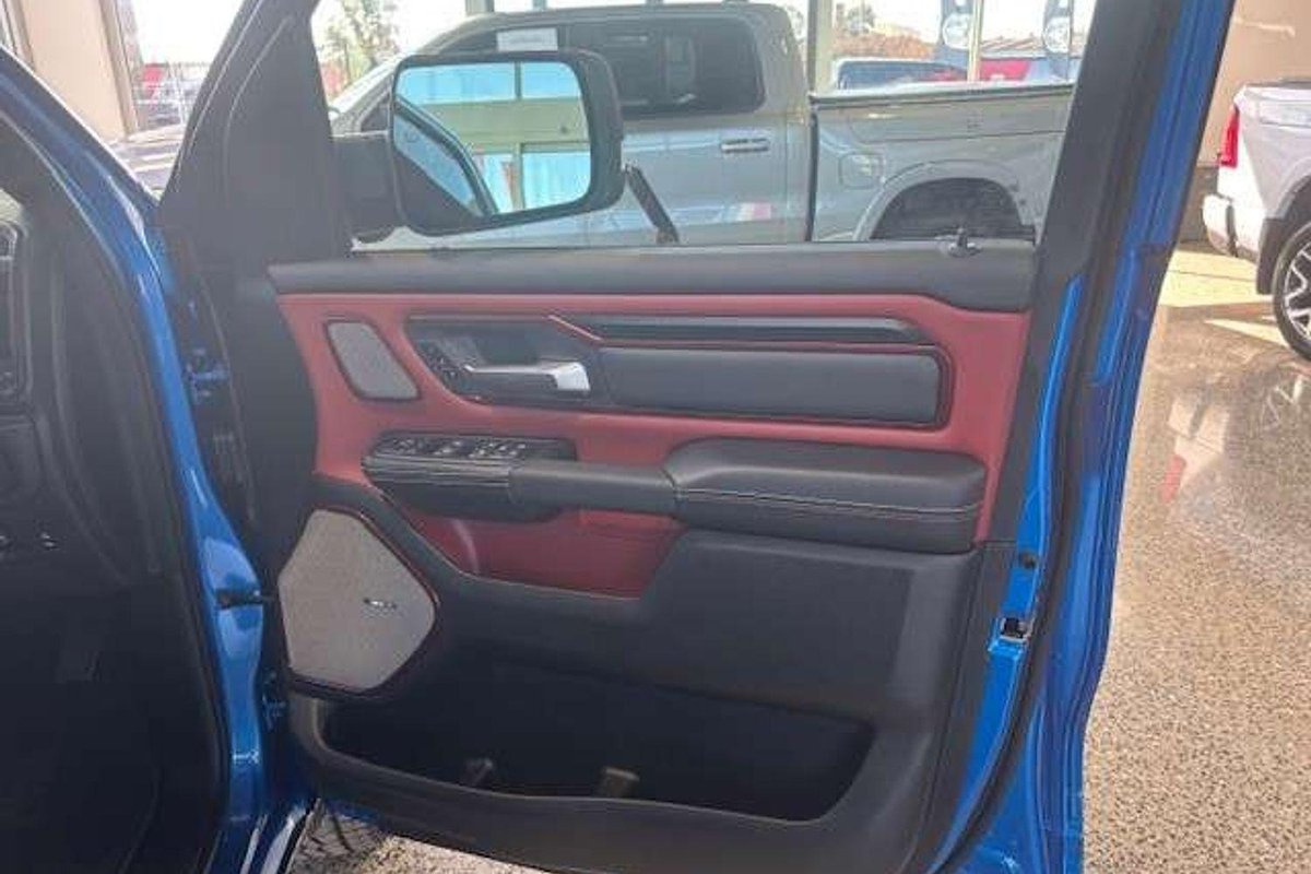 2025 RAM 1500 Rebel Hurricane SO DT MY25 4X4 Dual Range image 30